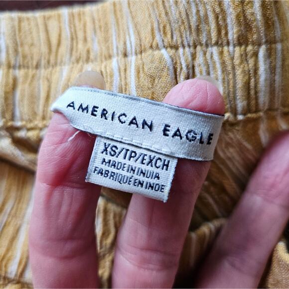 American Eagle Outfitters AEO Yellow Gold and White Striped Flowy Shorts XS - Picture 10 of 11
